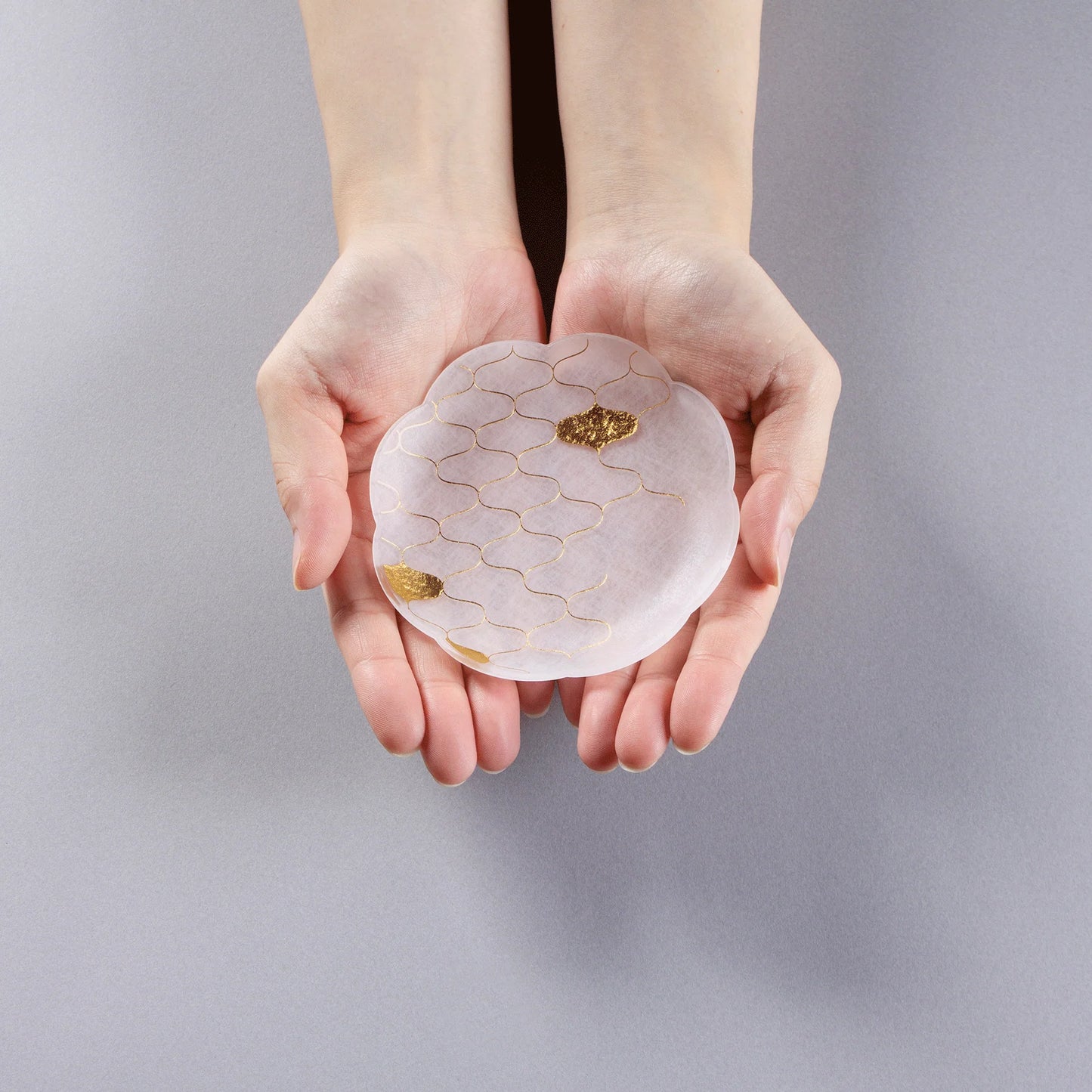 Haku Mamezara(11cm plate with traditional Japanese motifs) 箔豆皿 | toumei